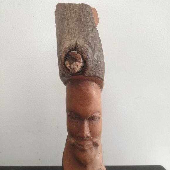 Hand Carved Face in Wood Statue - Picture 7 of 15
